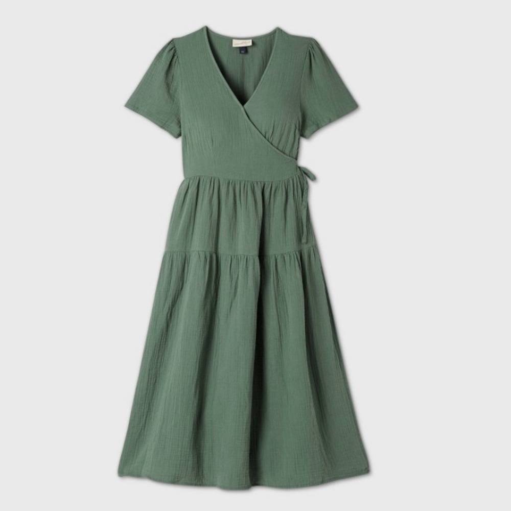 Women’s short sleeve wrap dress - meadow green